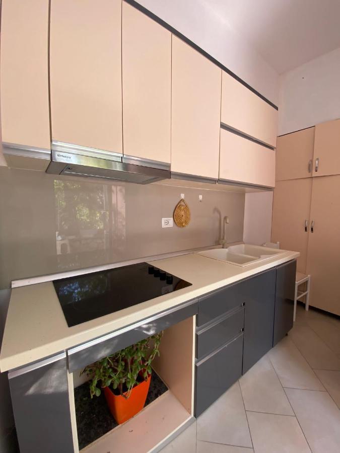 Eri Apartament Химар Екстериор снимка